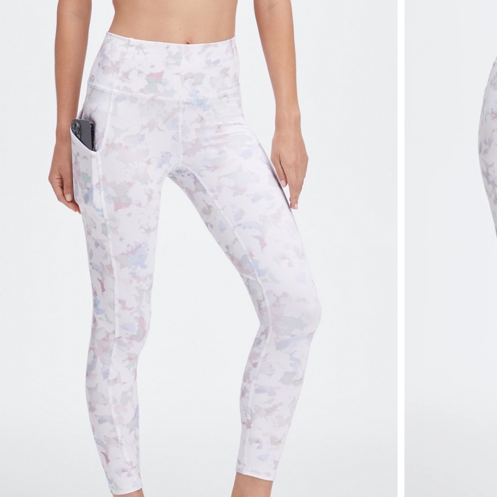 Fabletics Oasis PureLuxe High-Waisted 7/8 Legging Size Medium